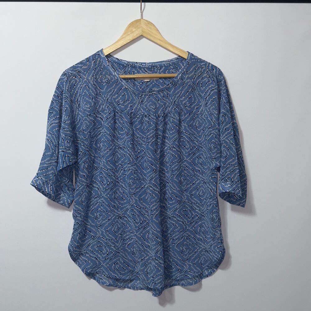 Loft quarter sleeve blue blouse women’s size small